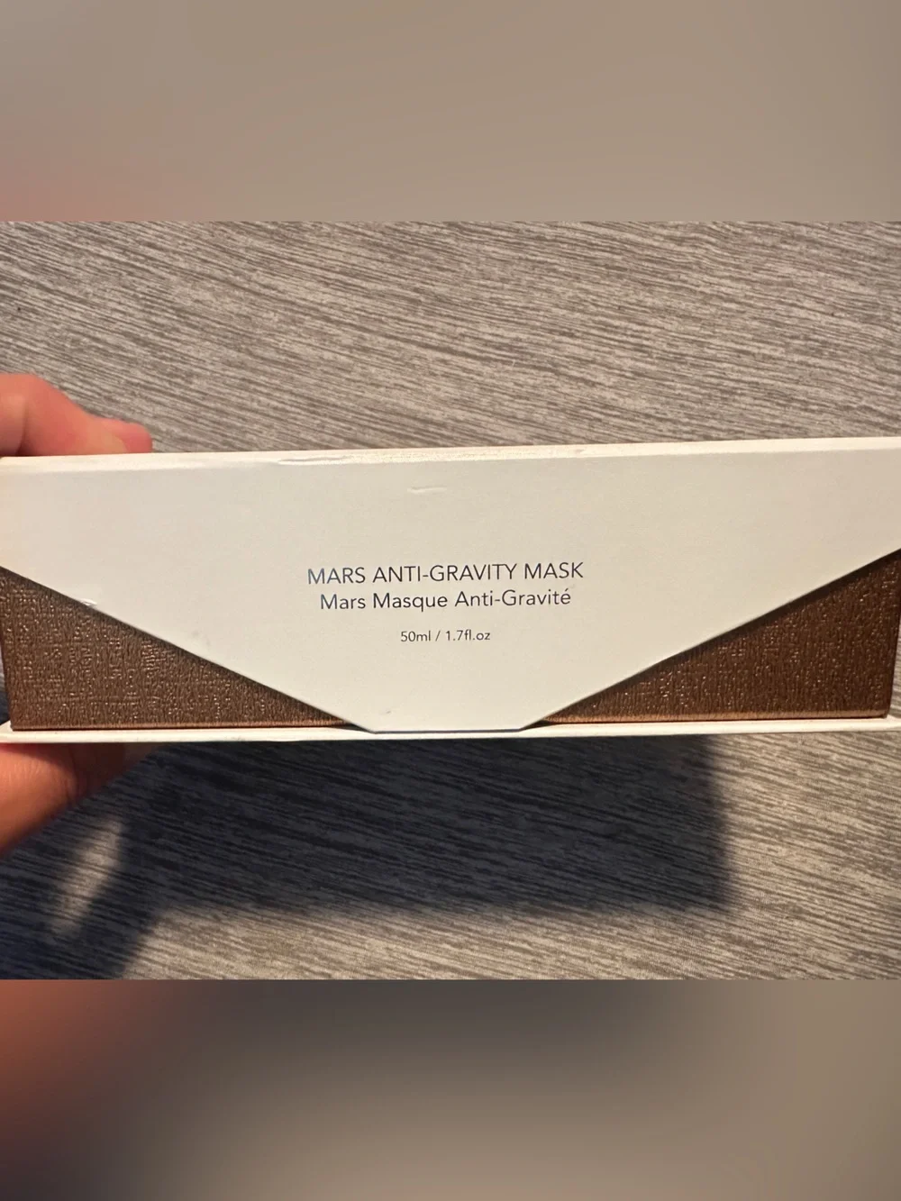 Anti-Gravity Mask